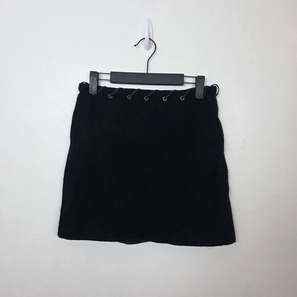 Escada Dresses & Skirts - Escada Black Wool Blend Minimalist Quiet Luxury Classic Feminine Mini Skirt Sz S